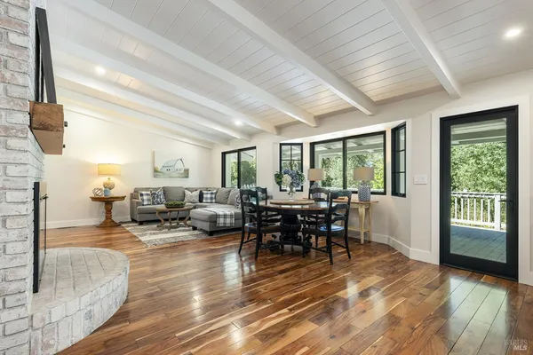 $2,350,000 | 3000 Silverado Trail, Napa, CA 94558
