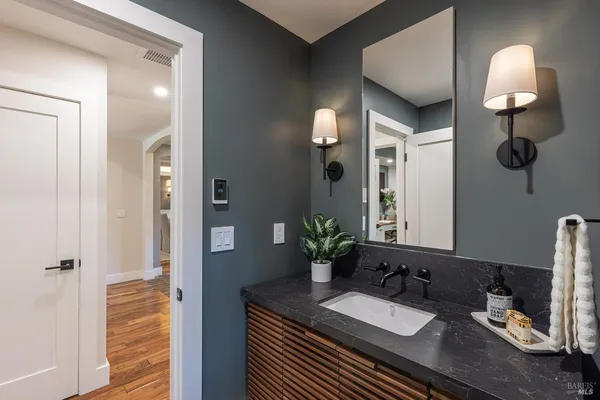 $2,350,000 | 3000 Silverado Trail, Napa, CA 94558