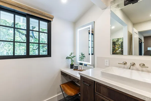 $2,350,000 | 3000 Silverado Trail, Napa, CA 94558