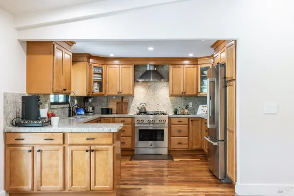 $2,350,000 | 3000 Silverado Trail, Napa, CA 94558