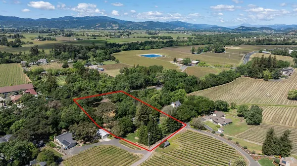 $2,350,000 | 3000 Silverado Trail, Napa, CA 94558