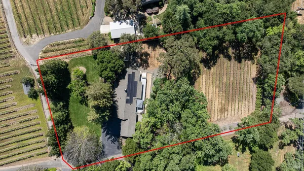 $2,350,000 | 3000 Silverado Trail, Napa, CA 94558