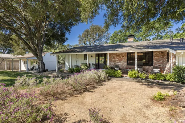 $2,350,000 | 3000 Silverado Trail, Napa, CA 94558