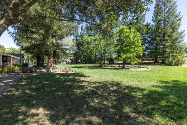 $2,350,000 | 3000 Silverado Trail, Napa, CA 94558
