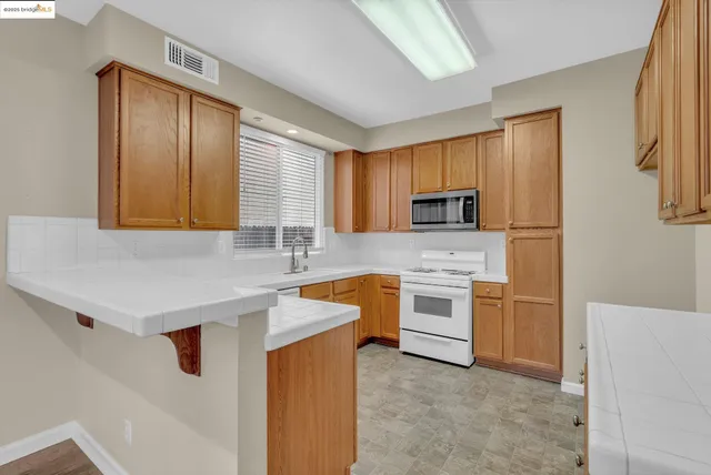 $645,000 | 220 Whispering Oaks Court, Brentwood, CA 94513