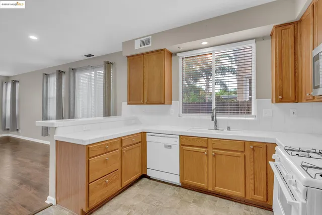 $645,000 | 220 Whispering Oaks Court, Brentwood, CA 94513