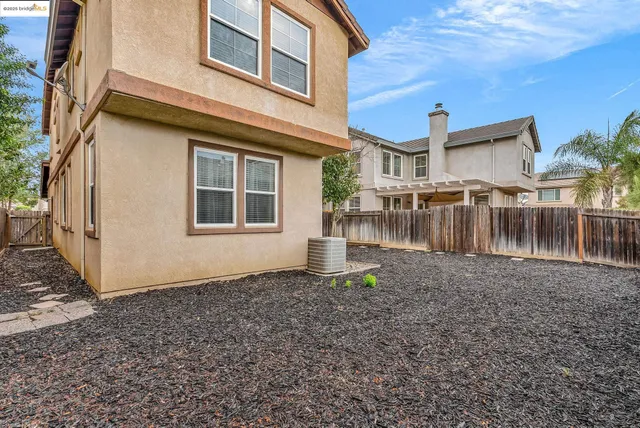 $645,000 | 220 Whispering Oaks Court, Brentwood, CA 94513