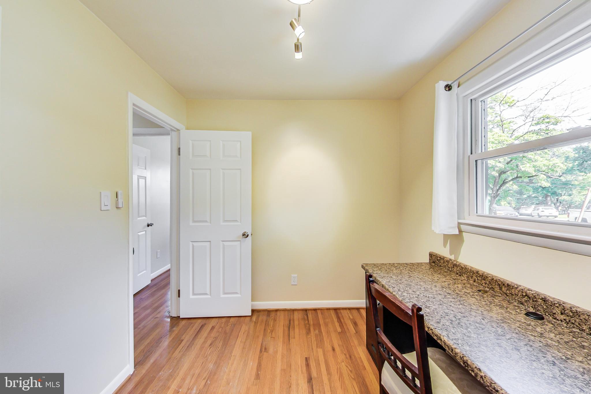 4020 Adams Drive Silver Spring, MD 20902 - Photo 18 of 39