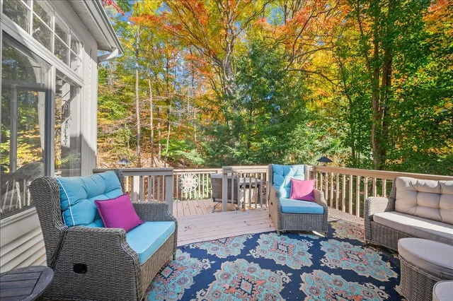 $699,900 | 17711 Cobblefield Lane, Spring Lake, MI 49456