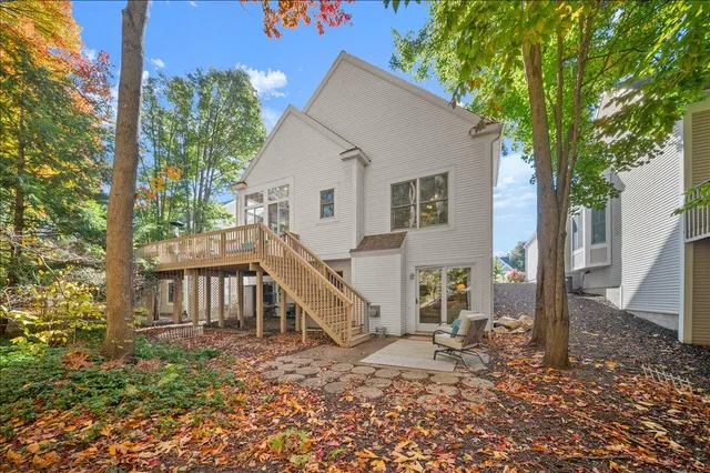 $699,900 | 17711 Cobblefield Lane, Spring Lake, MI 49456