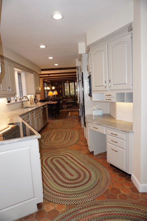 304 Nagog Hill Road Acton, MA 01720 - Photo 14 of 42