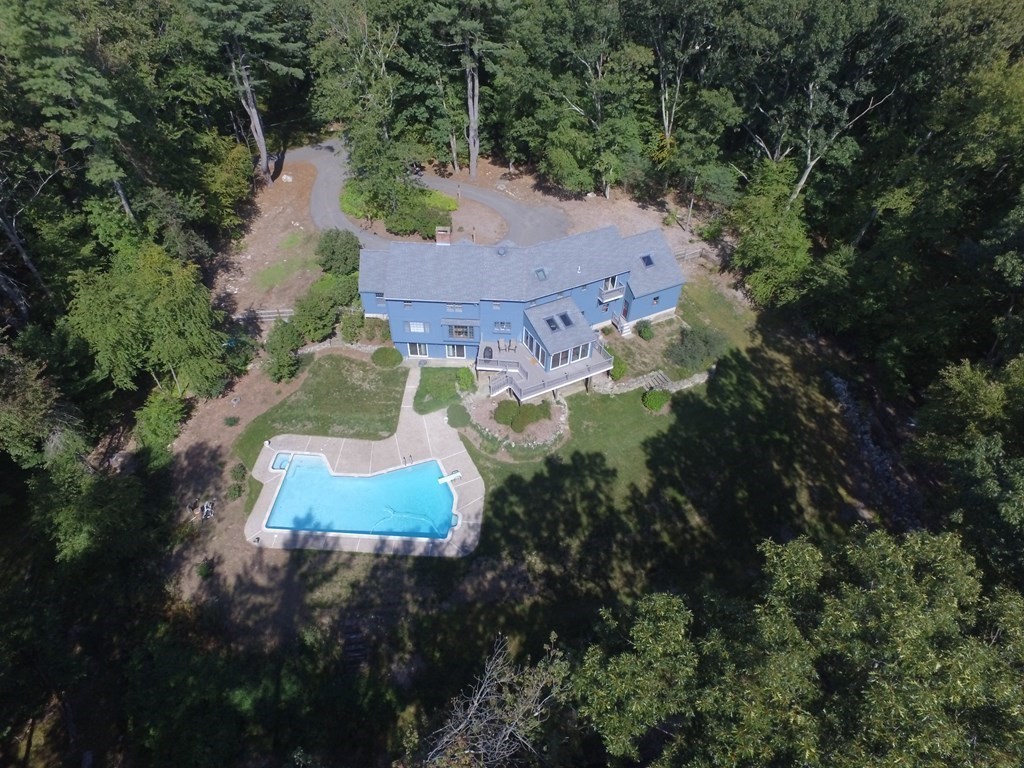 304 Nagog Hill Road Acton, MA 01720 - Photo 4 of 42