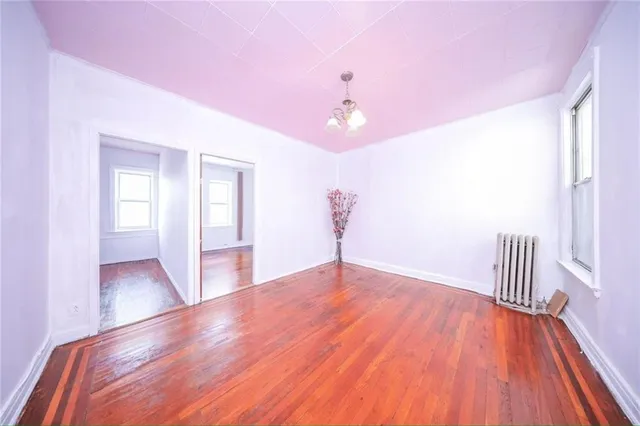 a view of empty room with window