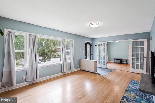 a view of livingroom with furniture and wooden floor