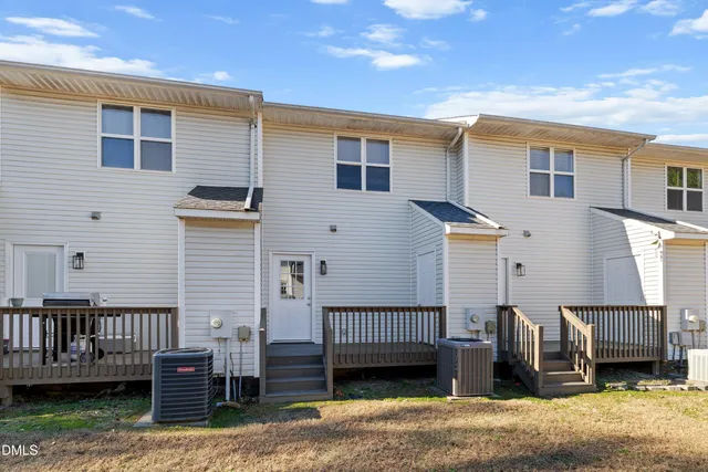 $1,350 | 365 East Williams Street, Angier, NC 27501