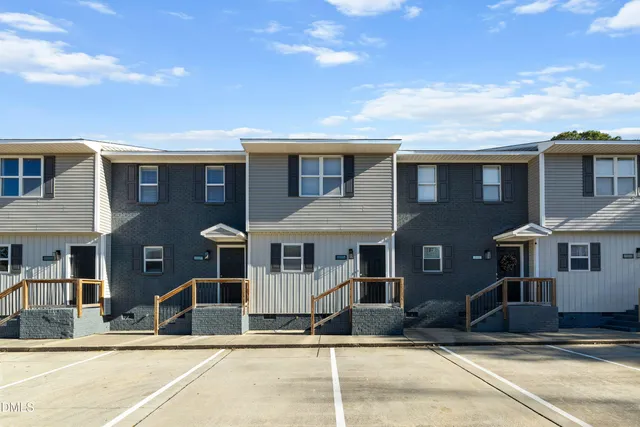 $1,350 | 365 East Williams Street, Angier, NC 27501