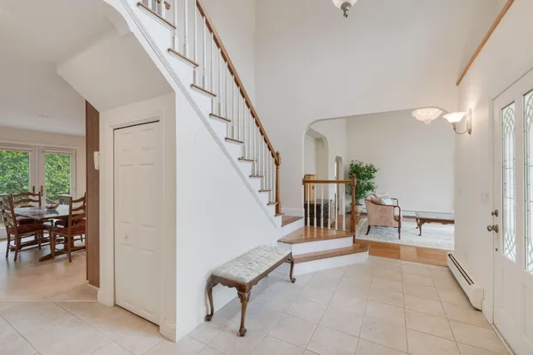 a view of entryway and hall