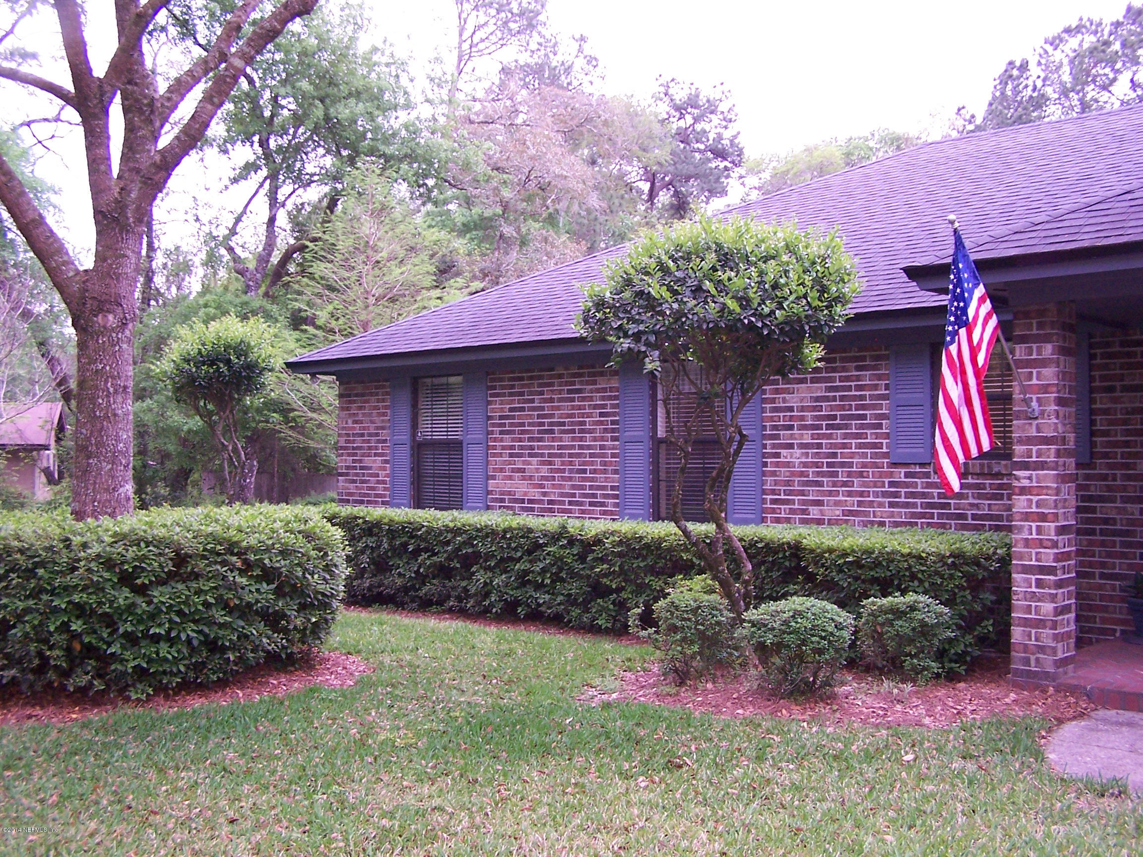 4325 Banks Road Middleburg, FL 32068 - Photo 6 of 61 Front of House/Landscaping