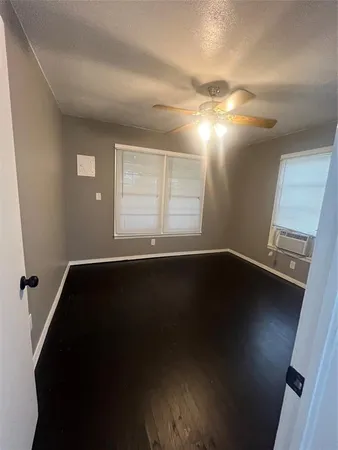 $2,000 | 5712 Whittlesey Road, Fort Worth, TX 76119