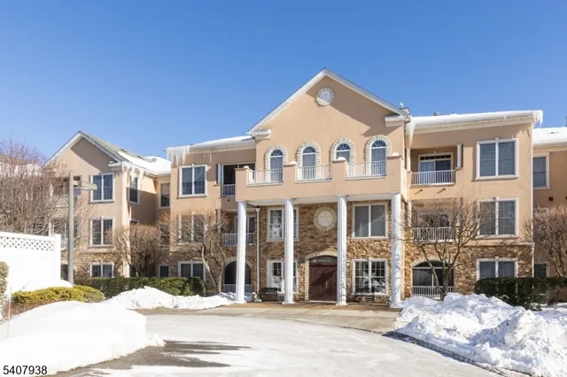 $279,000 | 3302 Cleveland Lane, Unit 302, Rockaway, NJ 07866