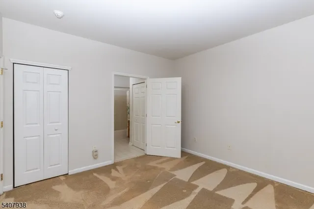 $279,000 | 3302 Cleveland Lane, Unit 302, Rockaway, NJ 07866