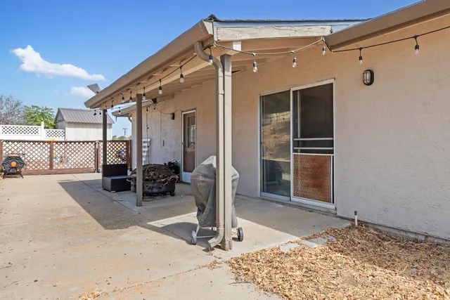 a view of a house with a outdoor space