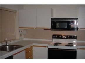 952 Straw Hill Road, Unit 952 Manchester, NH 03104 - Photo 3 of 6