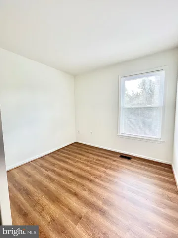 $2,700 | 509 Dakota Drive, Herndon, VA 20170