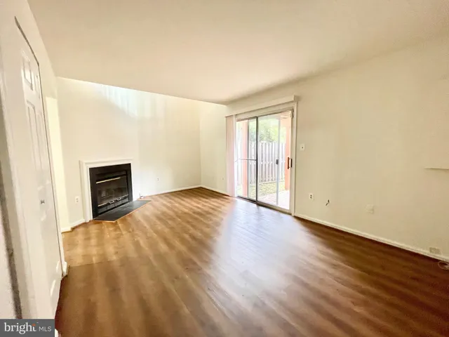 $2,700 | 509 Dakota Drive, Herndon, VA 20170