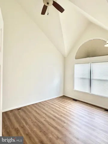 $2,700 | 509 Dakota Drive, Herndon, VA 20170