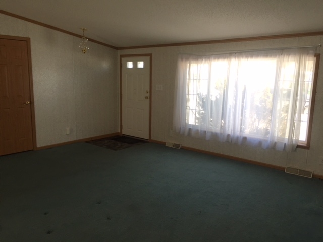 15 Seneca Street Rochester, NH 03867 - Photo 16 of 29