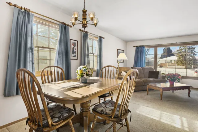 $325,000 | 125 Cameo Lane, Madison, WI 53714