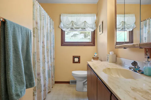 $325,000 | 125 Cameo Lane, Madison, WI 53714