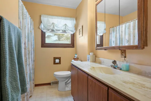 $325,000 | 125 Cameo Lane, Madison, WI 53714