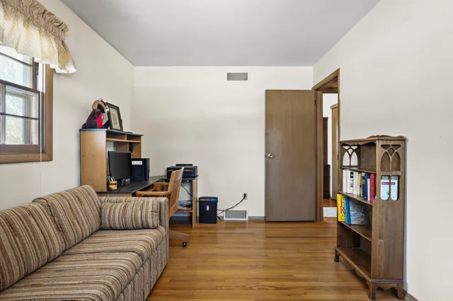 $325,000 | 125 Cameo Lane, Madison, WI 53714