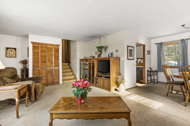 $325,000 | 125 Cameo Lane, Madison, WI 53714