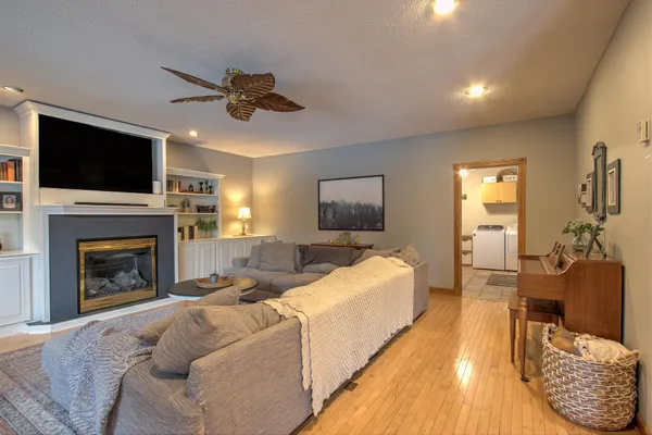 $569,900 | 7768 Carole Drive, Circle Pines, MN 55014