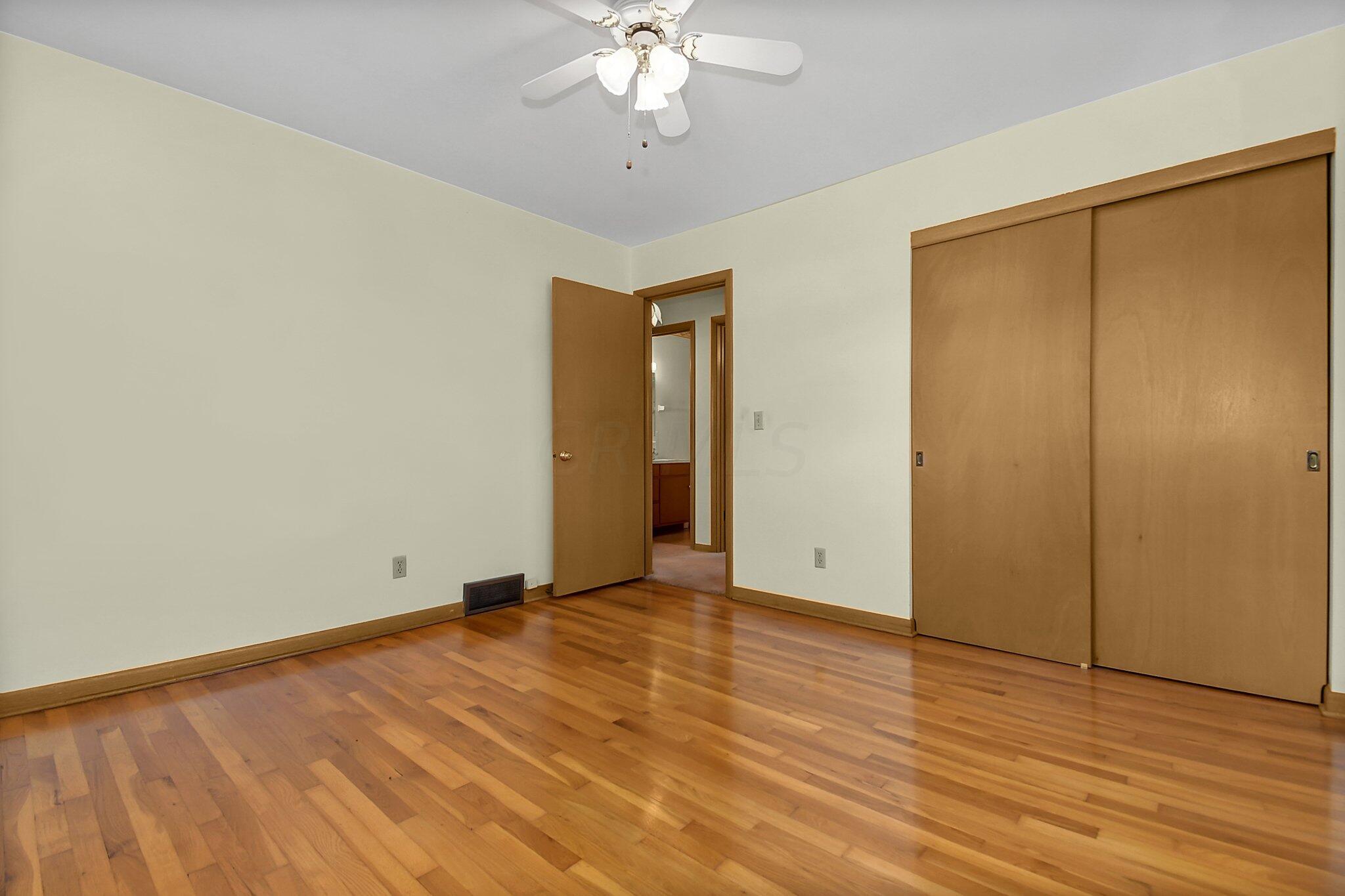 429 Amity Road Galloway, OH 43119 - Photo 12 of 27 Double closet w/sliding doors