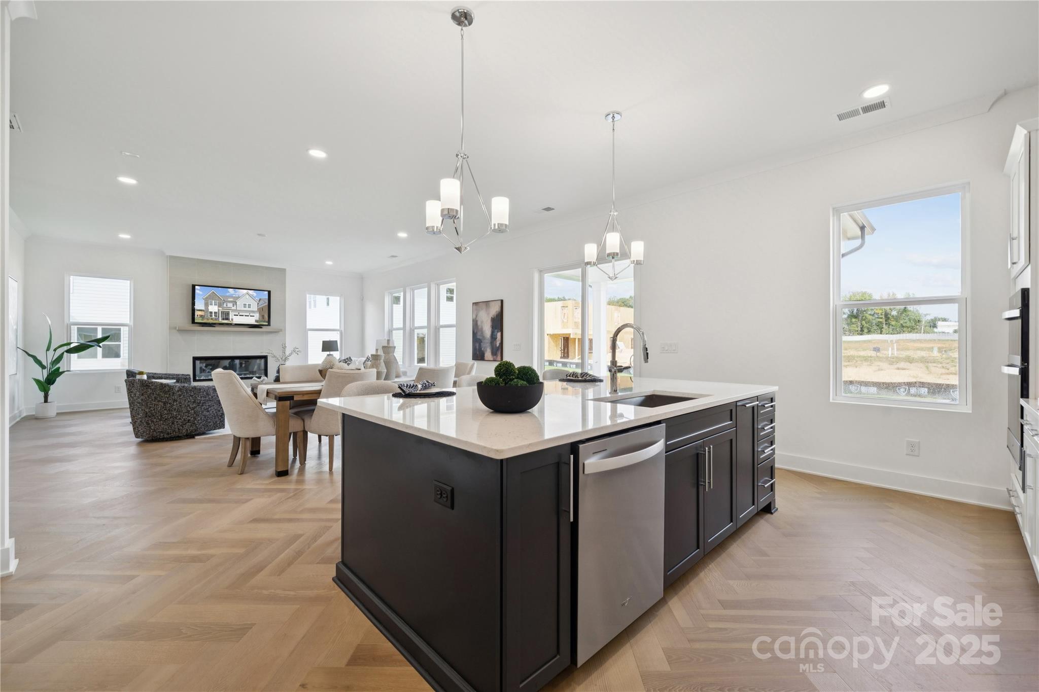 5305 Vernon Rdg Road, Unit 117 Huntersville, NC 28078 - Photo 3 of 11 a kitchen with lots of counter top space