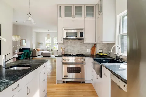 $2,050,000 | 514 Franklin Street, Cambridge, MA 02139