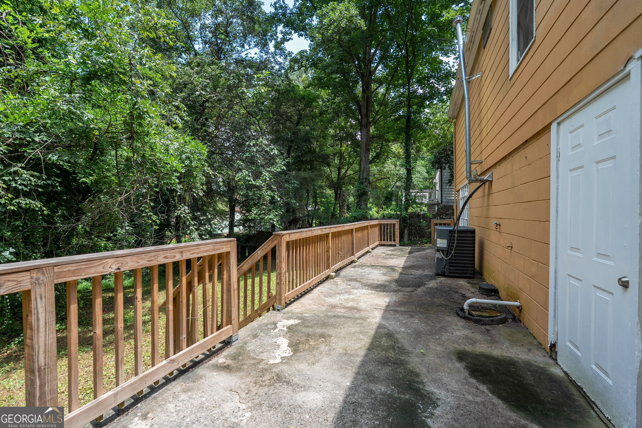 178 Meador Way Southeast Atlanta, GA 30315 - Photo 25 of 32 Gallery Image 25