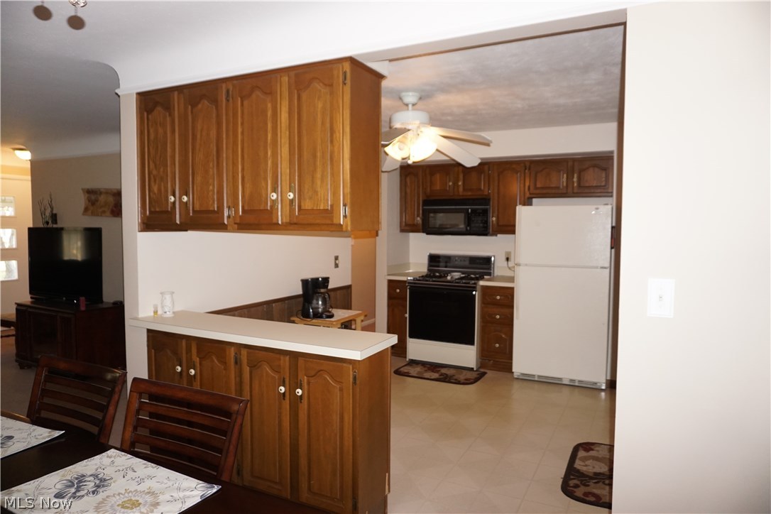 6874 Revere Road Cleveland, OH 44130 - Photo 8 of 18 Gallery Image 8