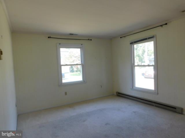 718 Camp Road Denton, MD 21629 - Photo 4 of 11 living room