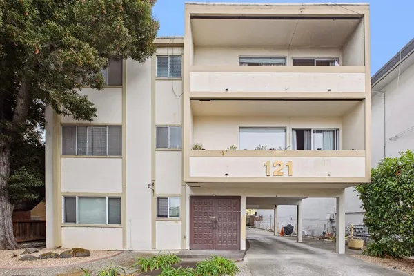 $4,950,000 | 121 Lorton Avenue, Burlingame, CA 94010