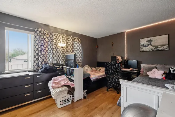 $4,950,000 | 121 Lorton Avenue, Burlingame, CA 94010