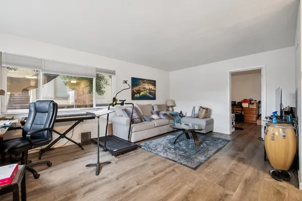 $4,950,000 | 121 Lorton Avenue, Burlingame, CA 94010