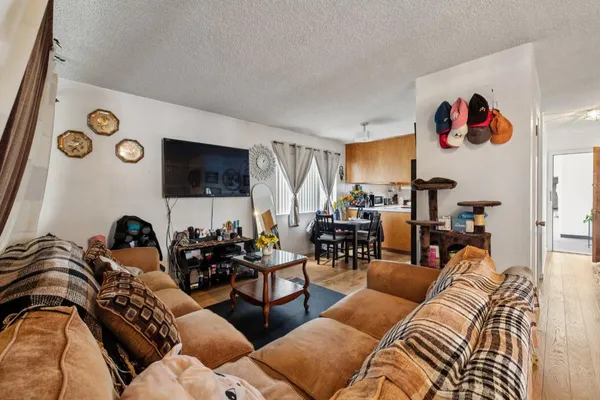 $4,950,000 | 121 Lorton Avenue, Burlingame, CA 94010