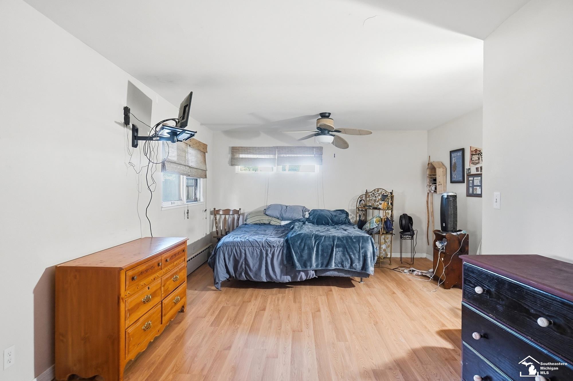 904 Custer Street Monroe, MI 48161 - Photo 24 of 42 50213237-189cd19a-5261-4e41-997b-b15173dc8a89.JPG