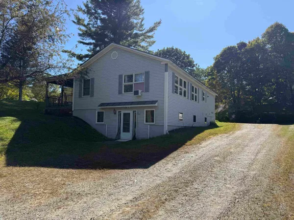 $409,000 | 77 Johnson St Ext Road, Hyde Park, VT 05655
