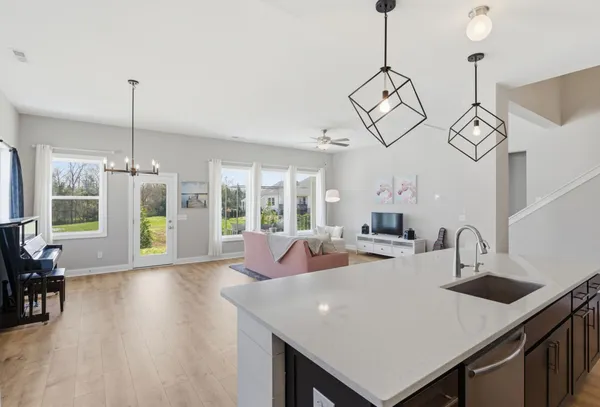 $2,890 | 507 Stinson Court, White House, TN 37188